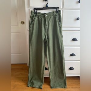 Aeropostale Mid-Rise Utility Cargo Pants